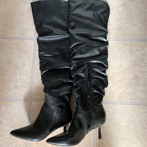 Women’s size 7, over the knee Stiletto boots - Picture 1 of 3